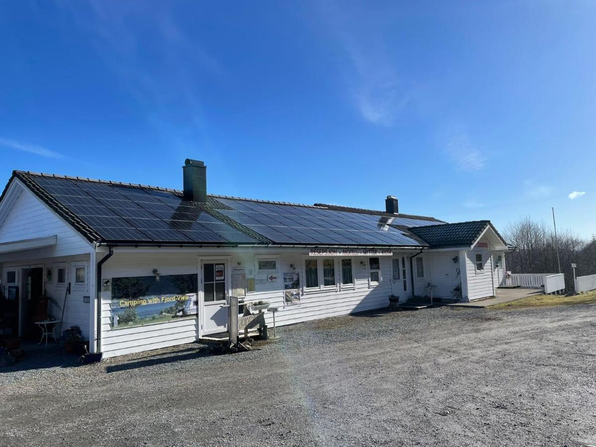 Langenuen Motel & Camping Сторд Екстериор снимка