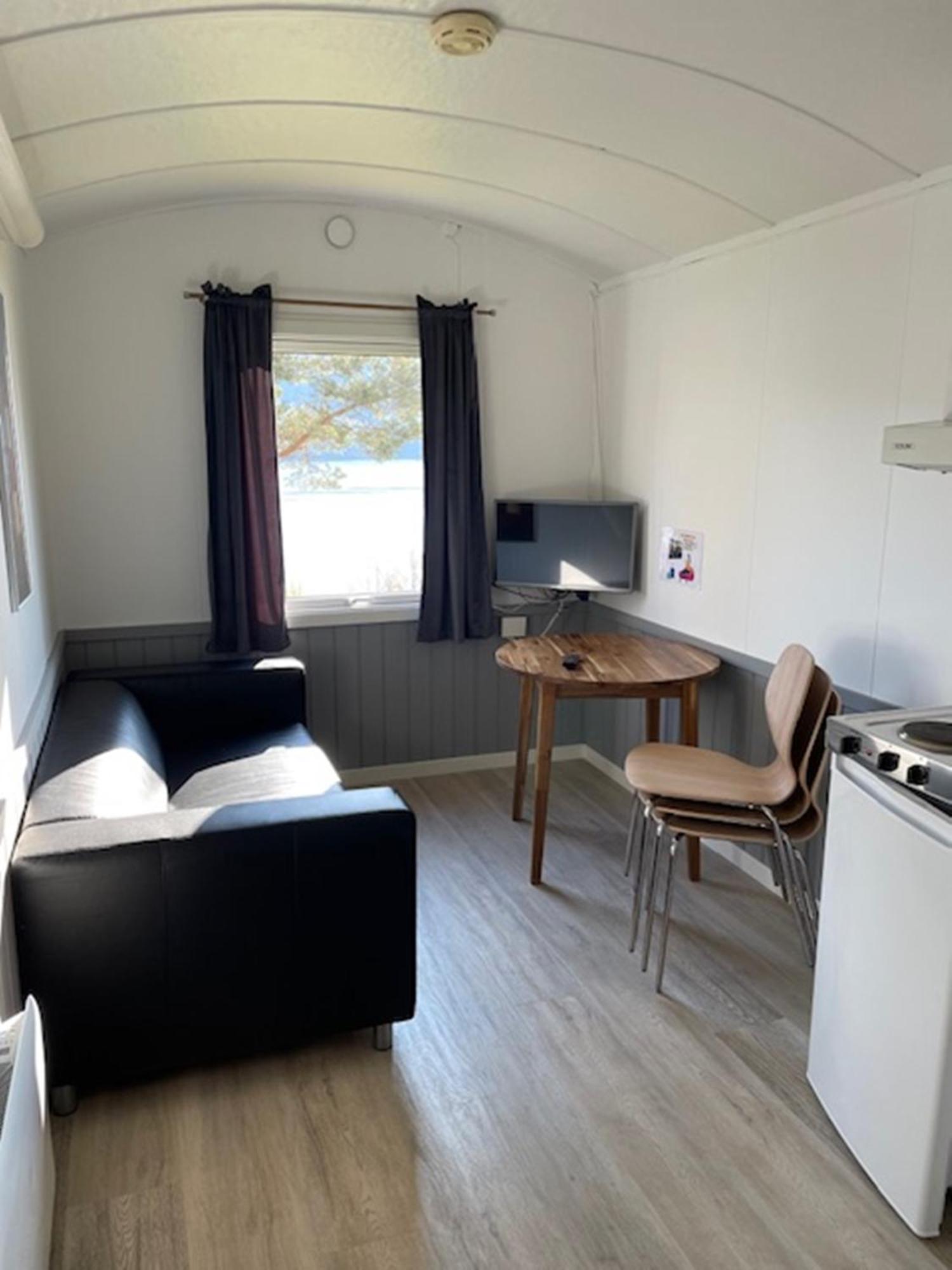 Langenuen Motel & Camping Сторд Екстериор снимка
