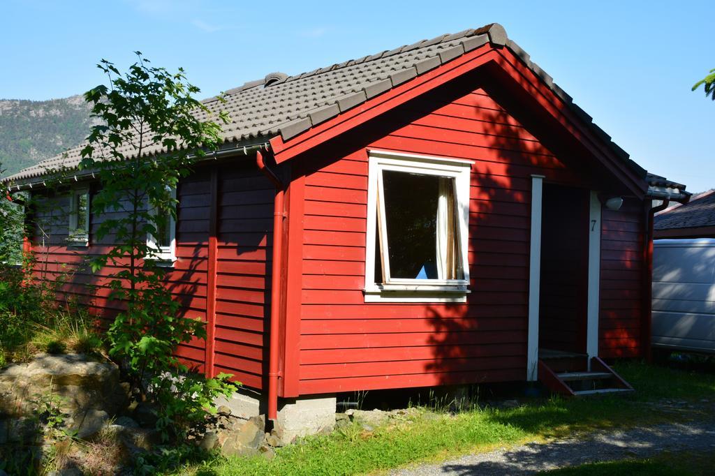 Langenuen Motel & Camping Сторд Екстериор снимка